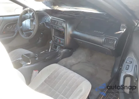 2000 Chevrolet Camaro from USA, damaged, VIN 2G1FP22K3Y2134259